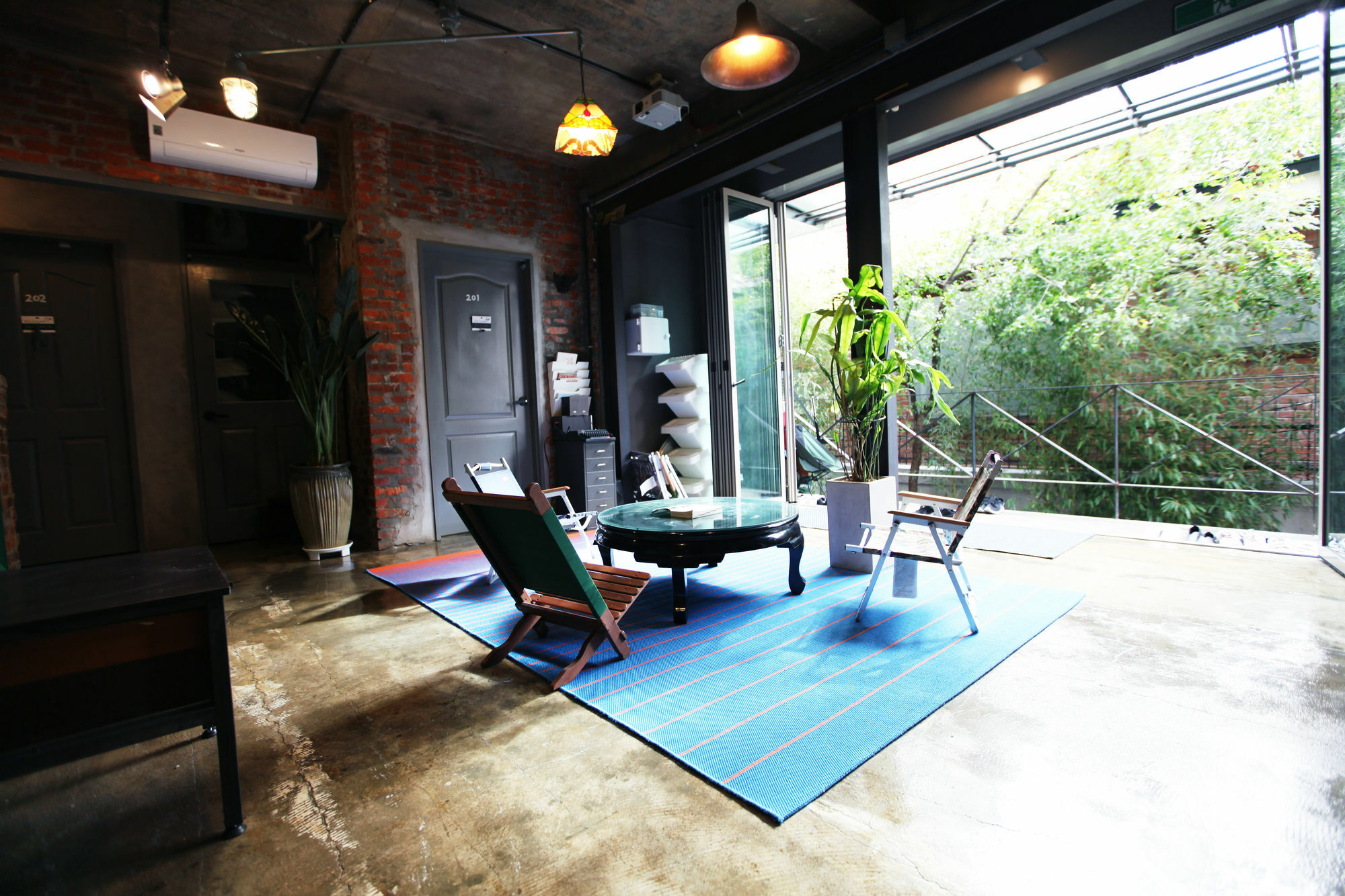 Hongdae Guesthouse Pajamaparty โซล ภายนอก รูปภาพ